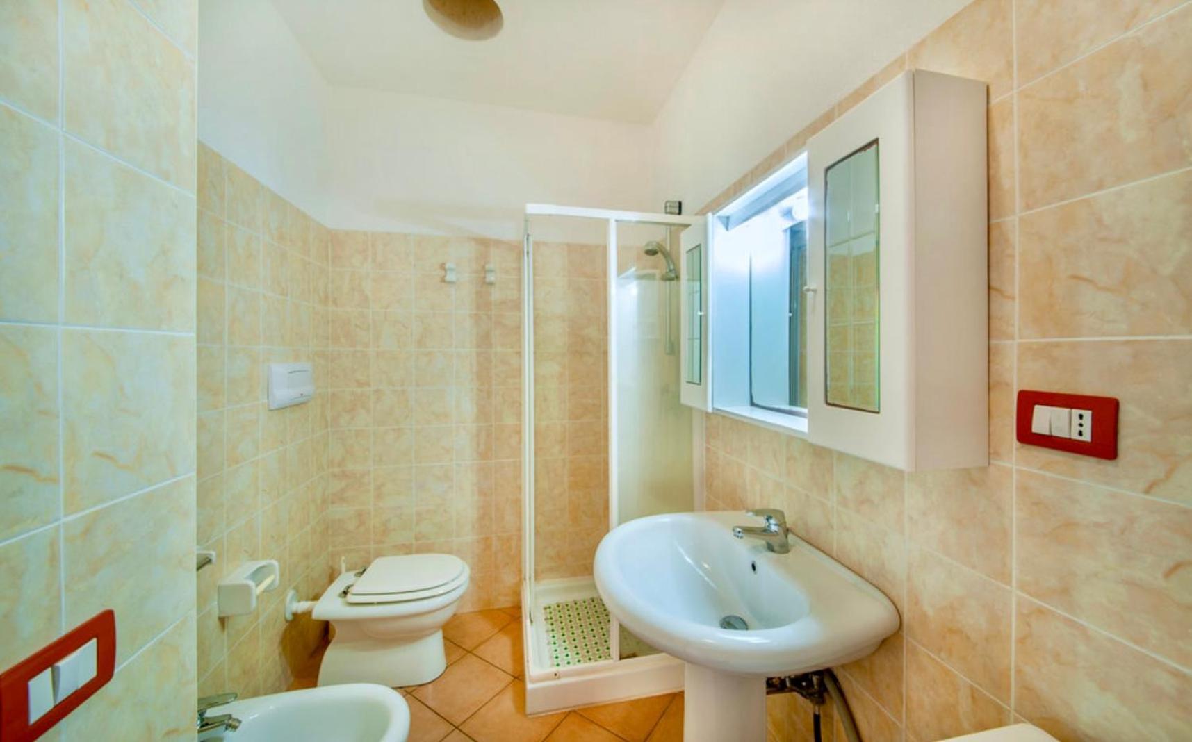 Air Borgo Della Torre Aparthotel Isola Rossa Bagian luar foto