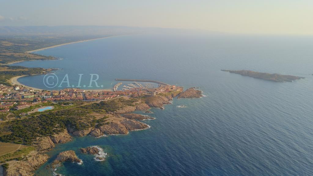 Air Borgo Della Torre Aparthotel Isola Rossa Bagian luar foto